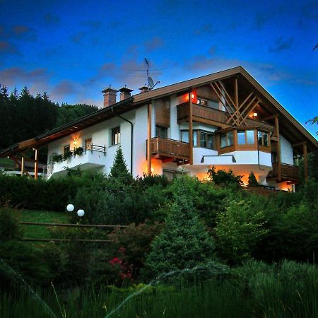 Residence Iris Olang Bagian luar foto